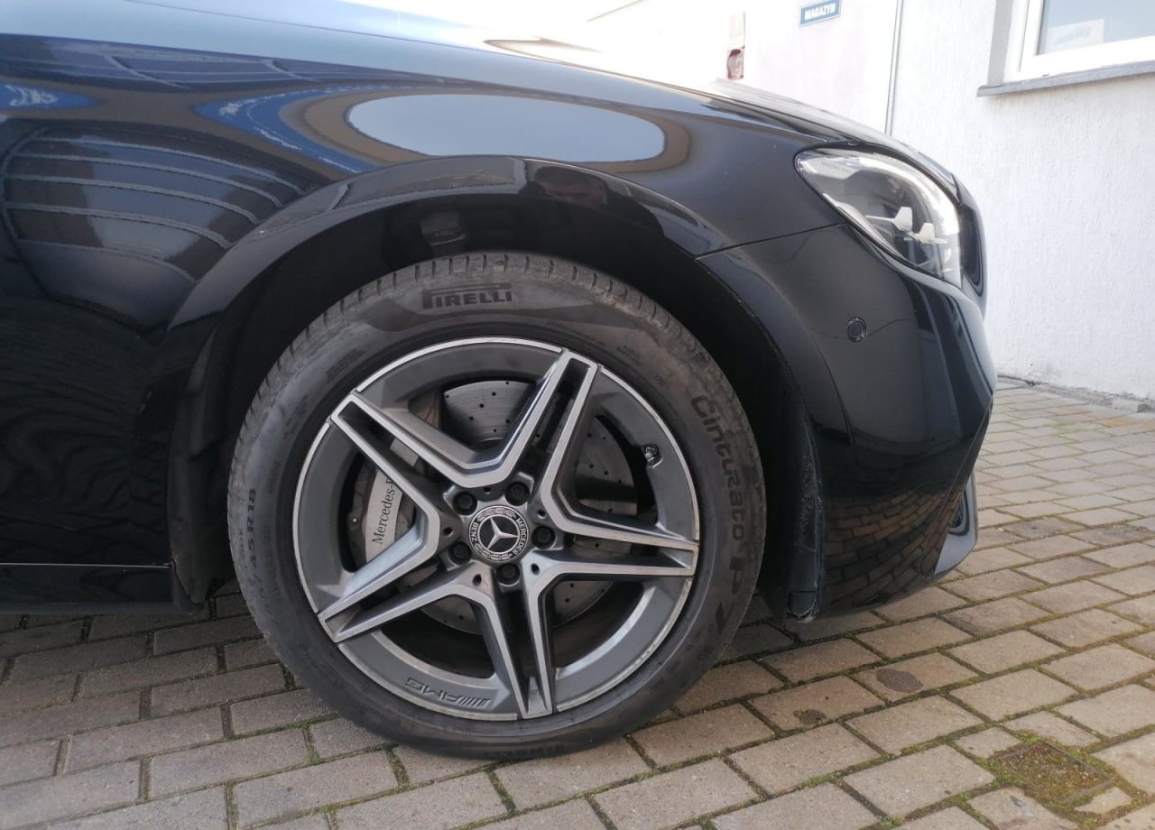 Zdjęcie oferty Mercedes-Benz Klasa E nr. 28