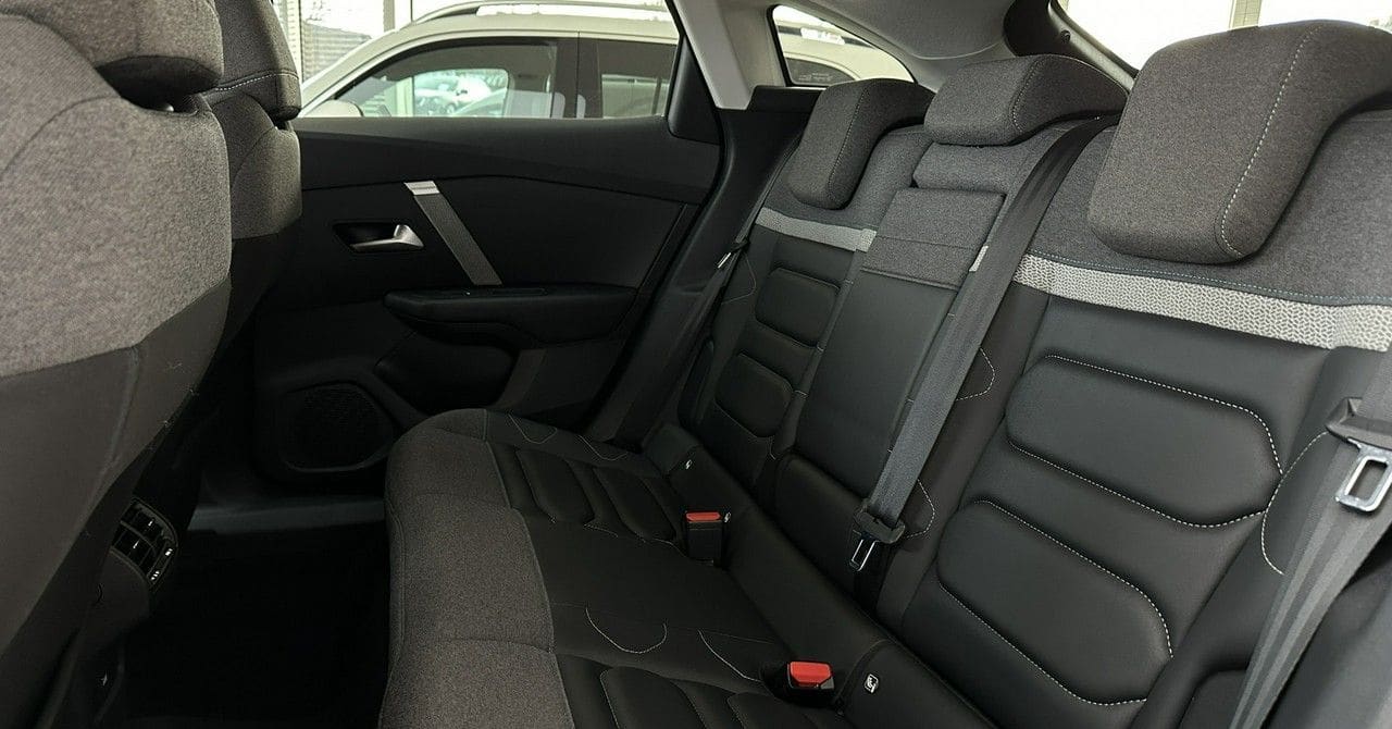Zdjęcie oferty Citroen C4 nr. 13
