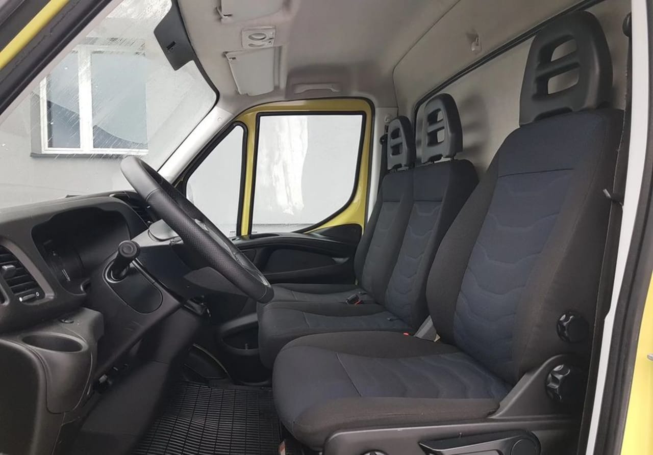 Zdjęcie oferty Iveco Daily KONTENER 8EP 4,14x2,22x2,20 KLIMA MANUAL KRAJOWY nr. 6