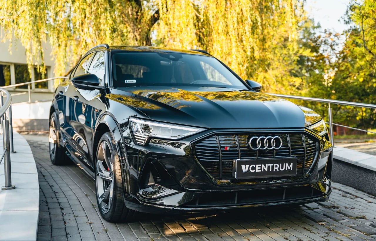 Zdjęcie oferty Audi e-tron nr. 5