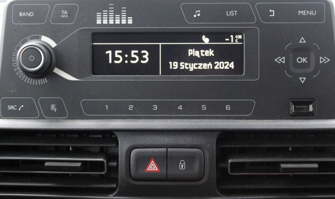 Zdjęcie oferty Opel Combo nr. 19