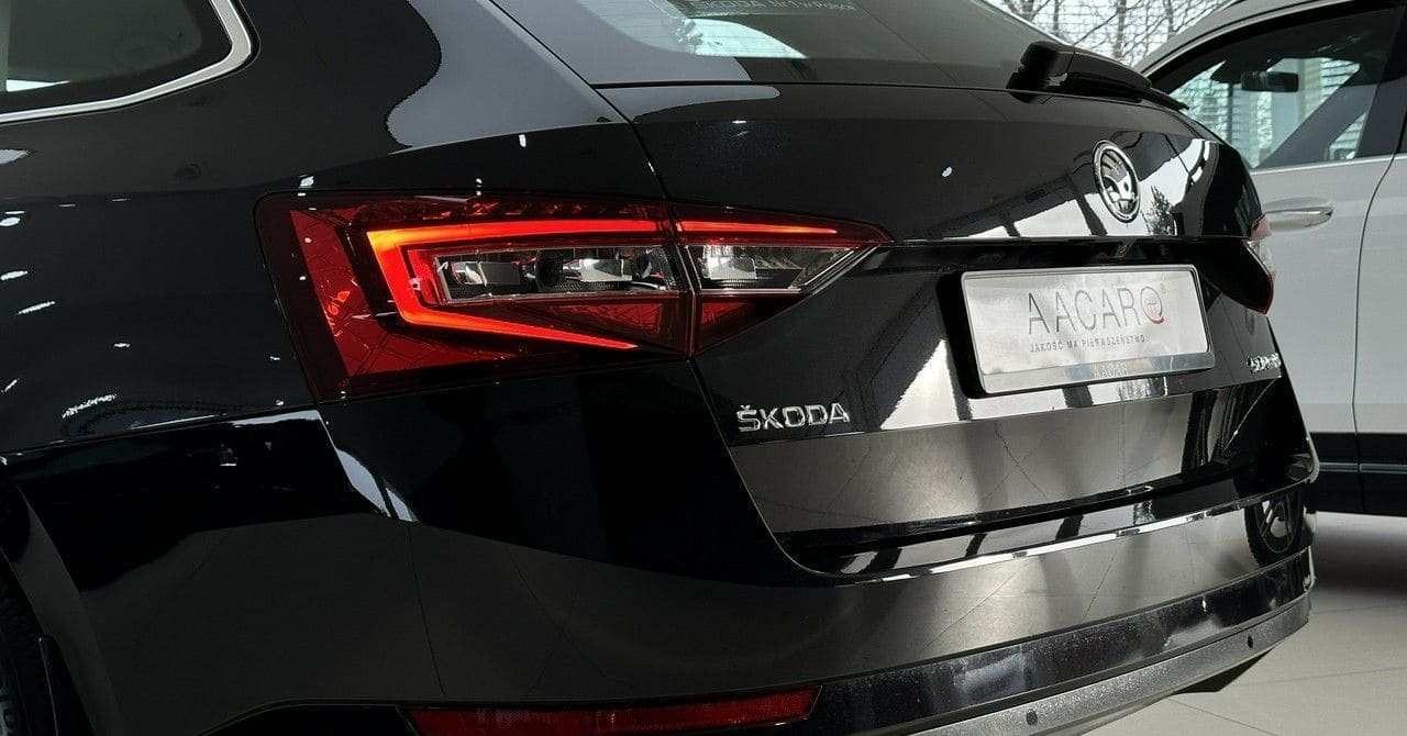 Zdjęcie oferty Skoda Superb nr. 38