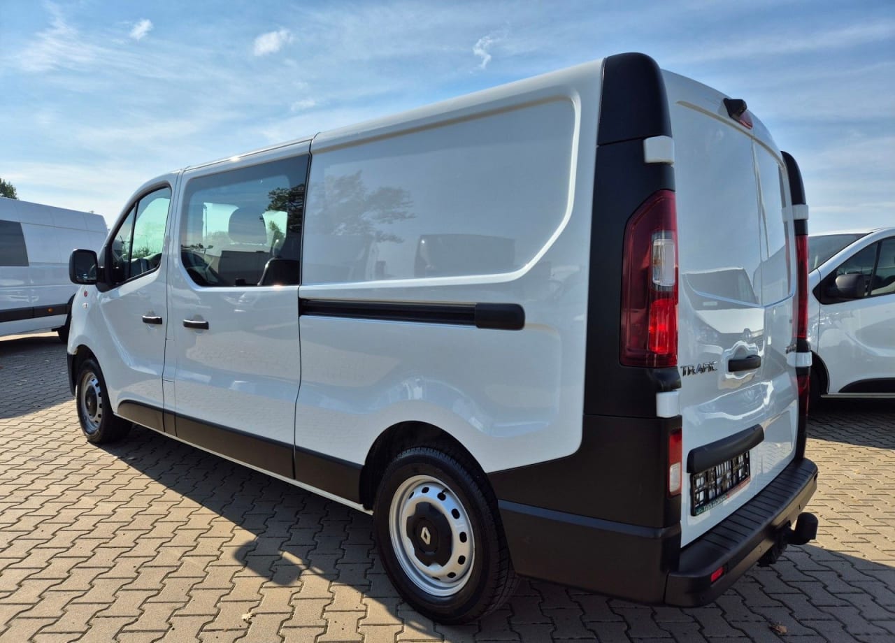 Zdjęcie oferty Renault Trafic Long *79900zł NETTO* Brygadówka 6 osób 1,6 dCi/125KM nr. 9