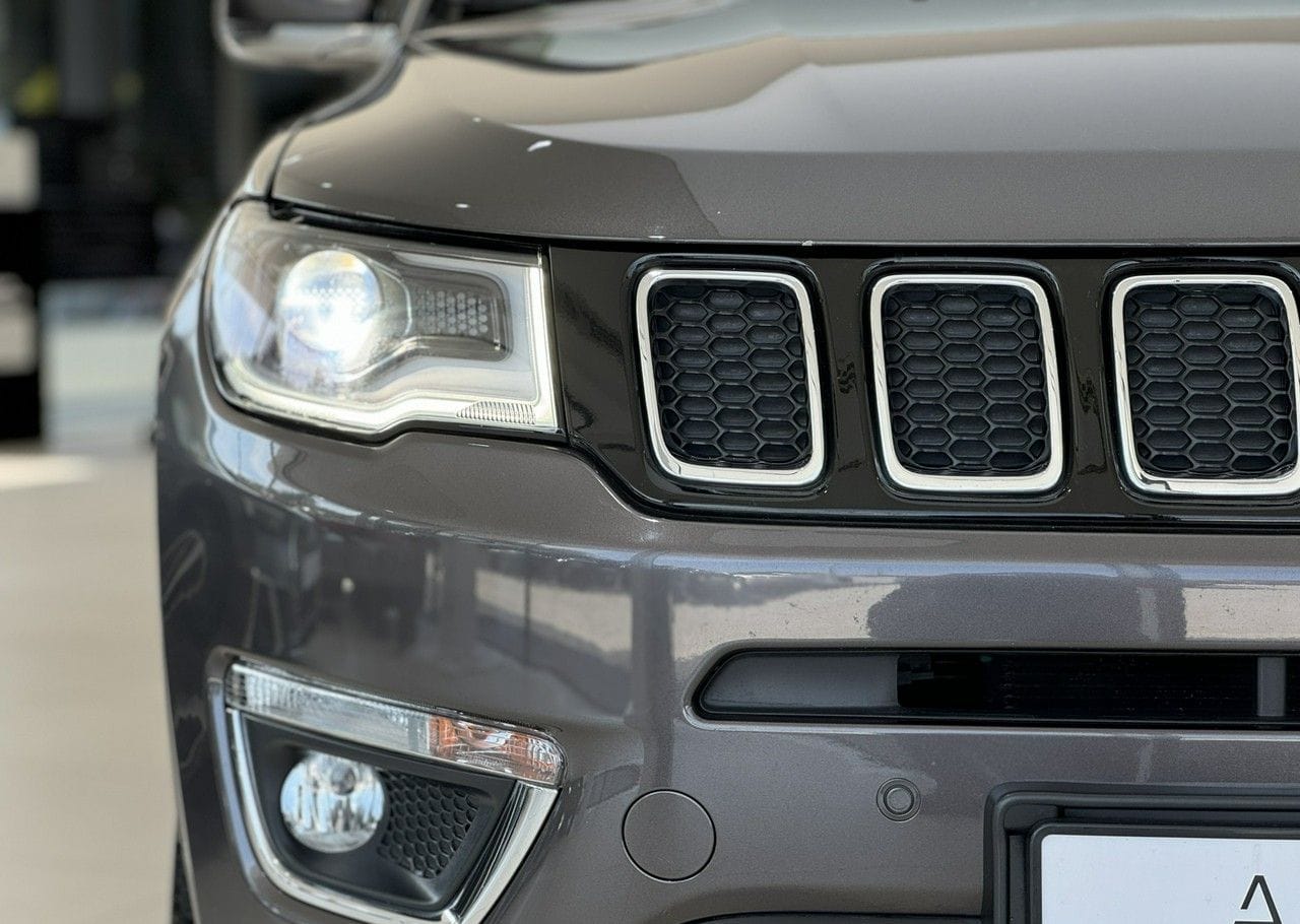 Zdjęcie oferty Jeep Compass nr. 39