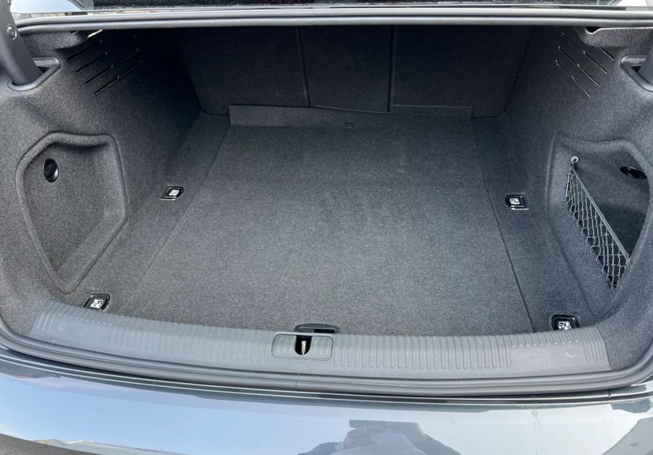 Zdjęcie oferty Audi A4 nr. 9