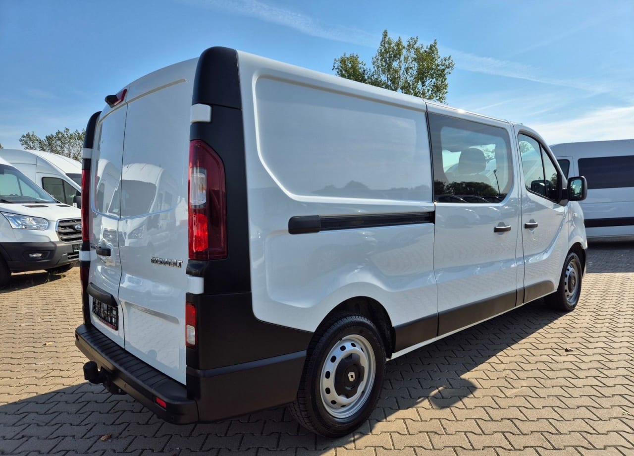Zdjęcie oferty Renault Trafic Long *79900zł NETTO* Brygadówka 6 osób 1,6 dCi/125KM nr. 8