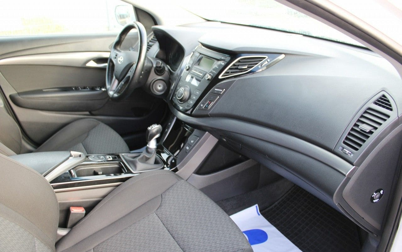 Zdjęcie oferty Hyundai i40 nr. 11