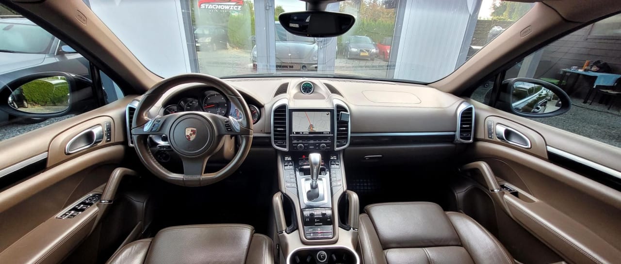 Zdjęcie oferty Porsche Cayenne nr. 13