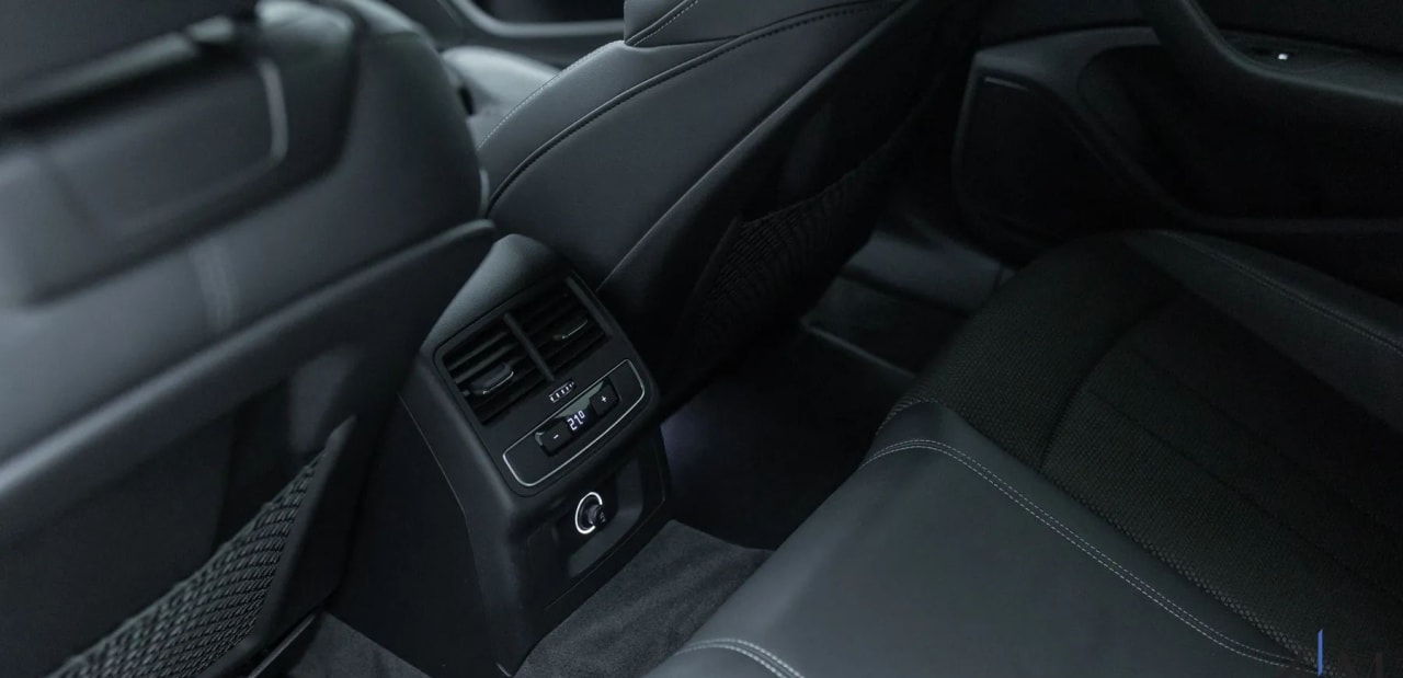 Zdjęcie oferty Audi A4 nr. 13