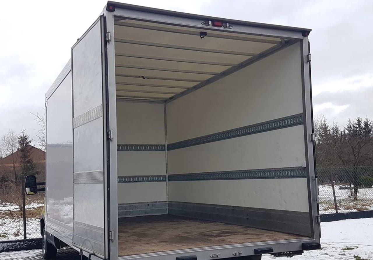 Zdjęcie oferty Iveco Daily KONTENER 8EP 4,14x2,22x2,20 KLIMA MANUAL KRAJOWY nr. 18