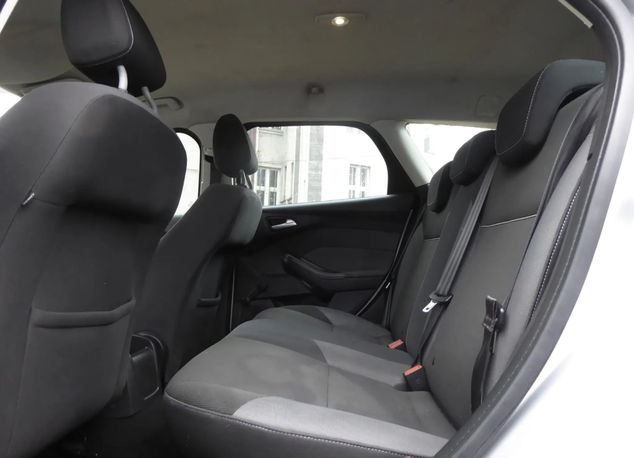 Zdjęcie oferty Ford Focus nr. 9