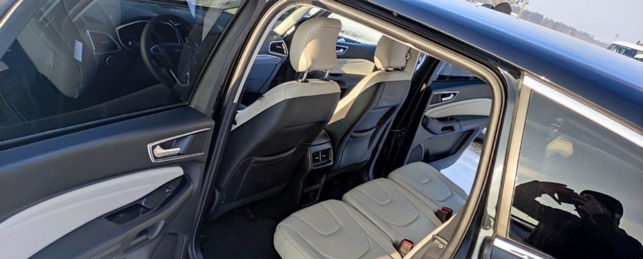 Zdjęcie oferty Ford S-Max nr. 21