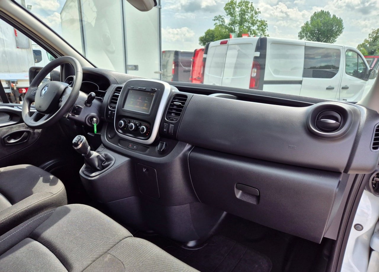Zdjęcie oferty Renault Trafic L2H1 *109999zł NETTO* Brygadówka 6 osób 2,0dCi/120KM nr. 27
