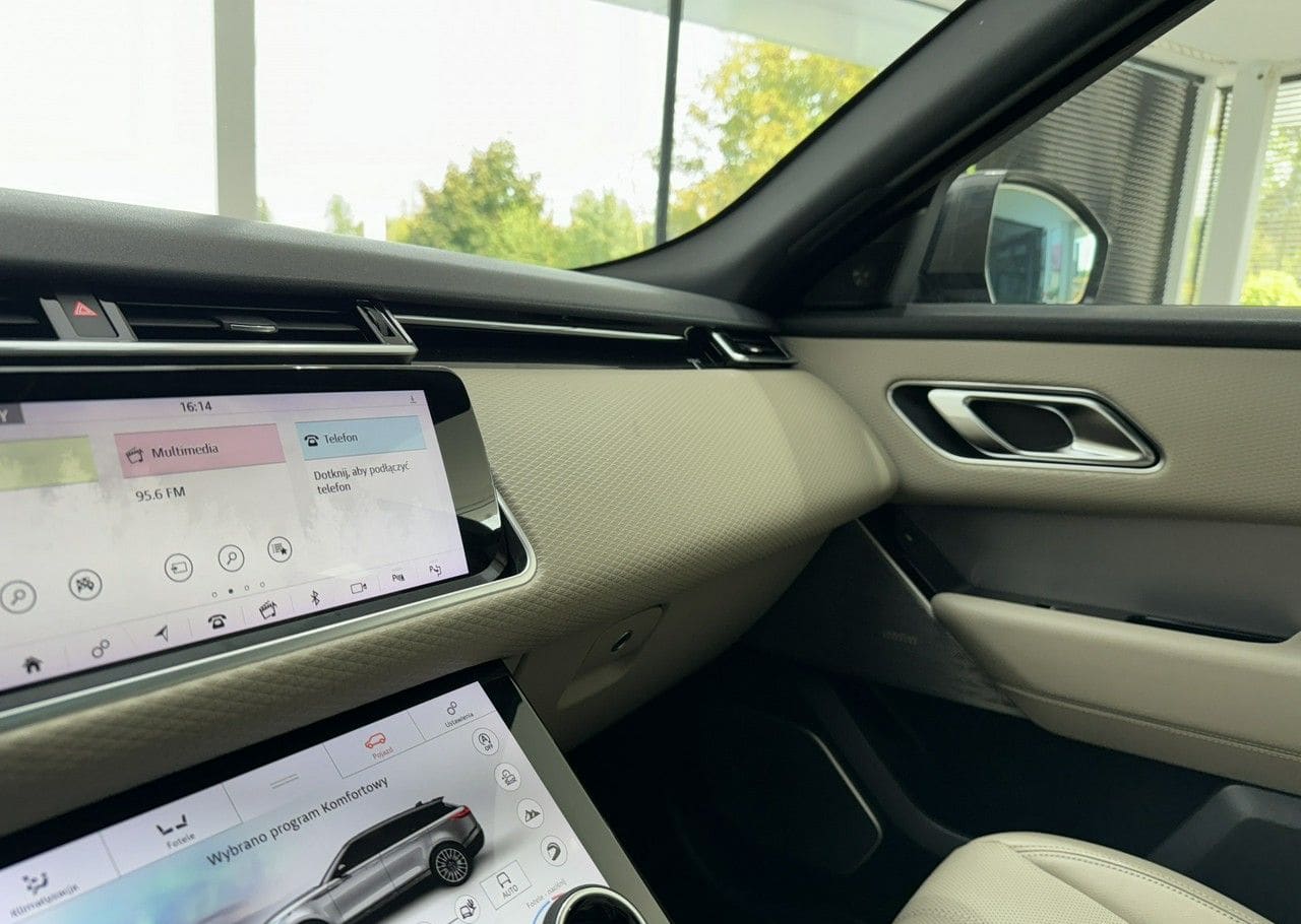 Zdjęcie oferty Land Rover Range Rover Velar nr. 33