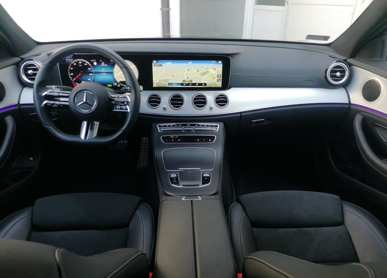 Zdjęcie oferty Mercedes-Benz Klasa E nr. 9