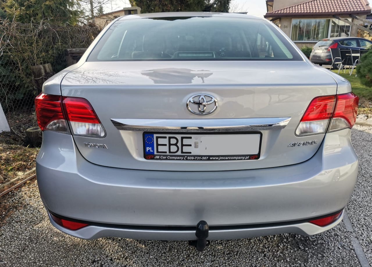 Zdjęcie oferty Toyota Avensis nr. 10