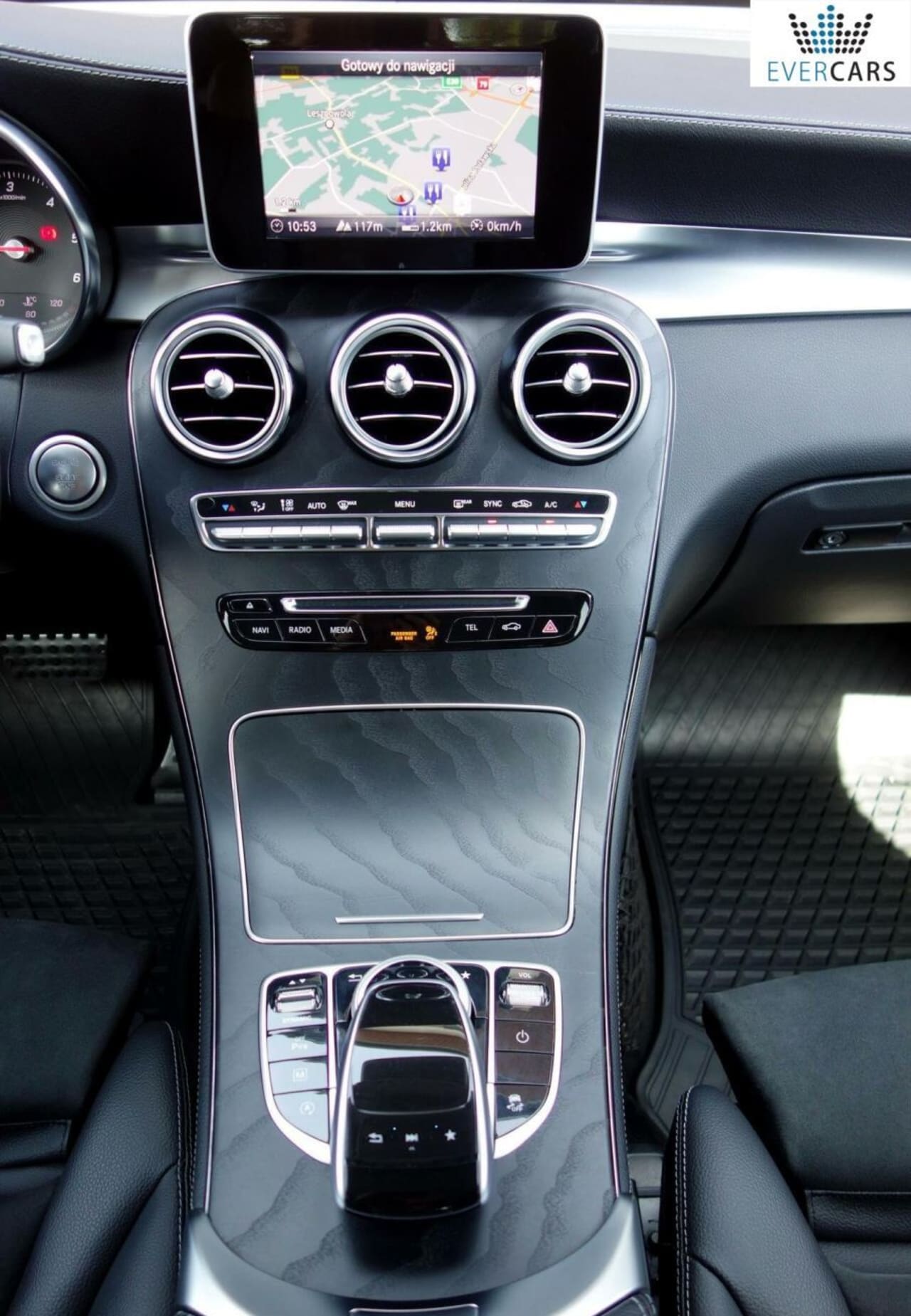 Zdjęcie oferty Mercedes-Benz GLC nr. 24