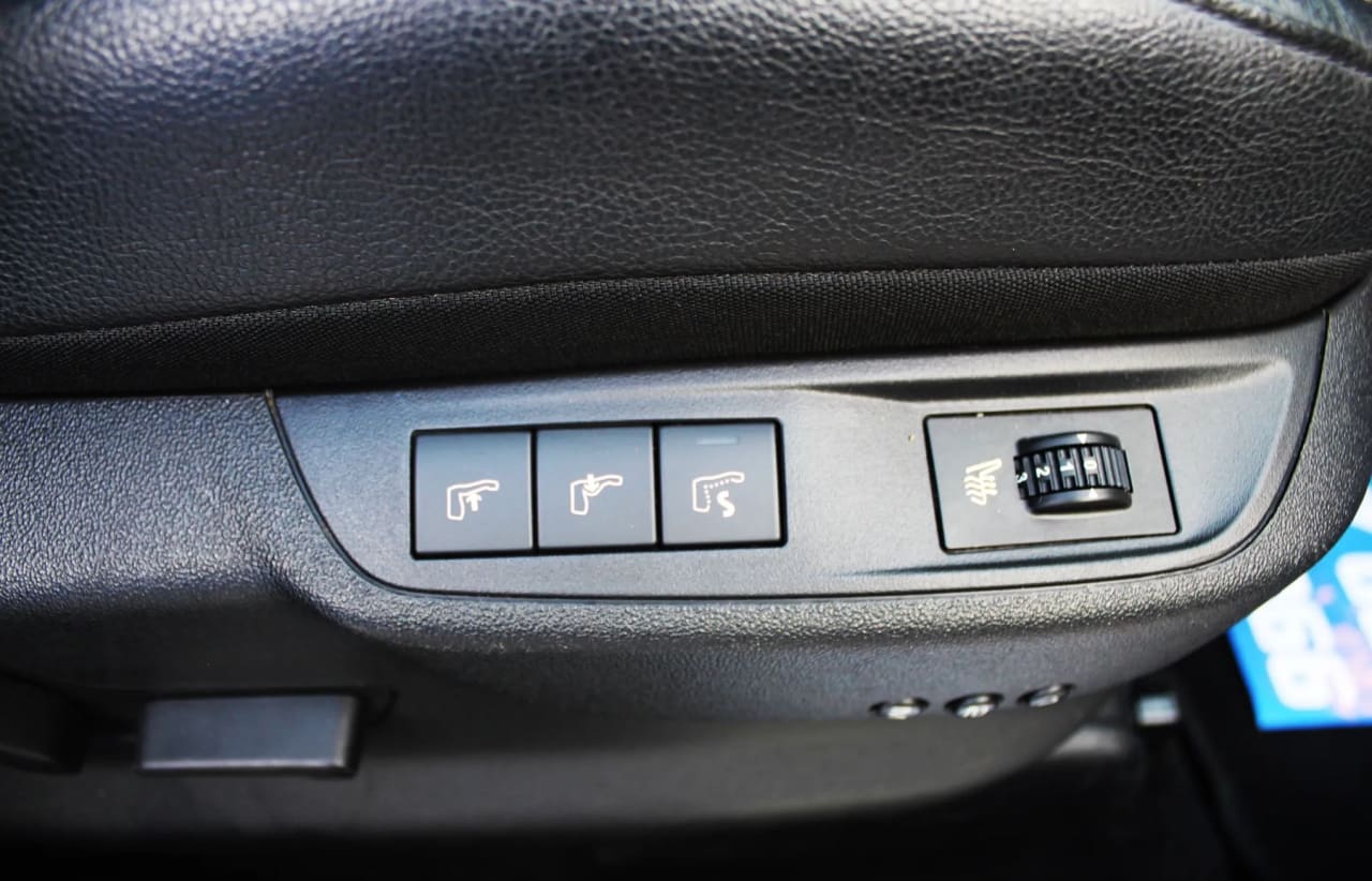 Zdjęcie oferty Citroen DS5 nr. 31