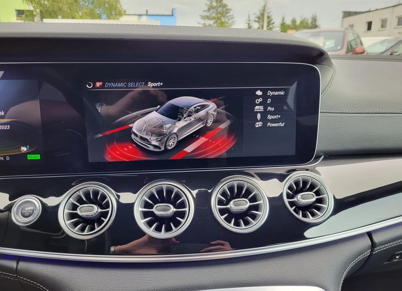 Zdjęcie oferty Mercedes-Benz AMG GT nr. 24