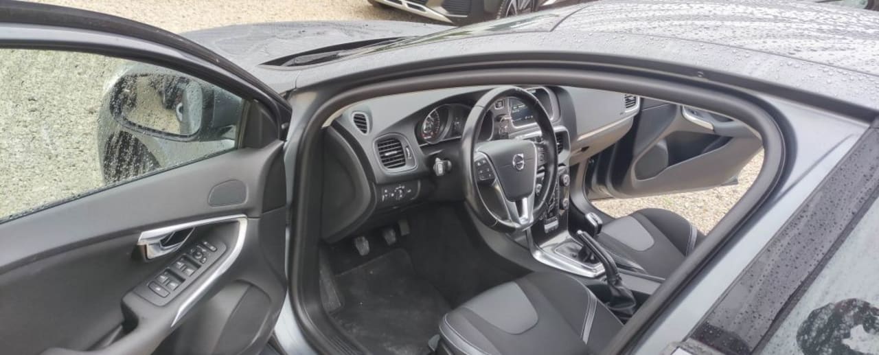 Zdjęcie oferty Volvo V40 nr. 17