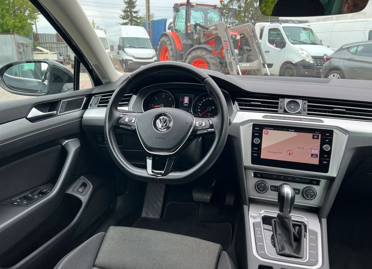 Zdjęcie oferty Volkswagen Passat nr. 25