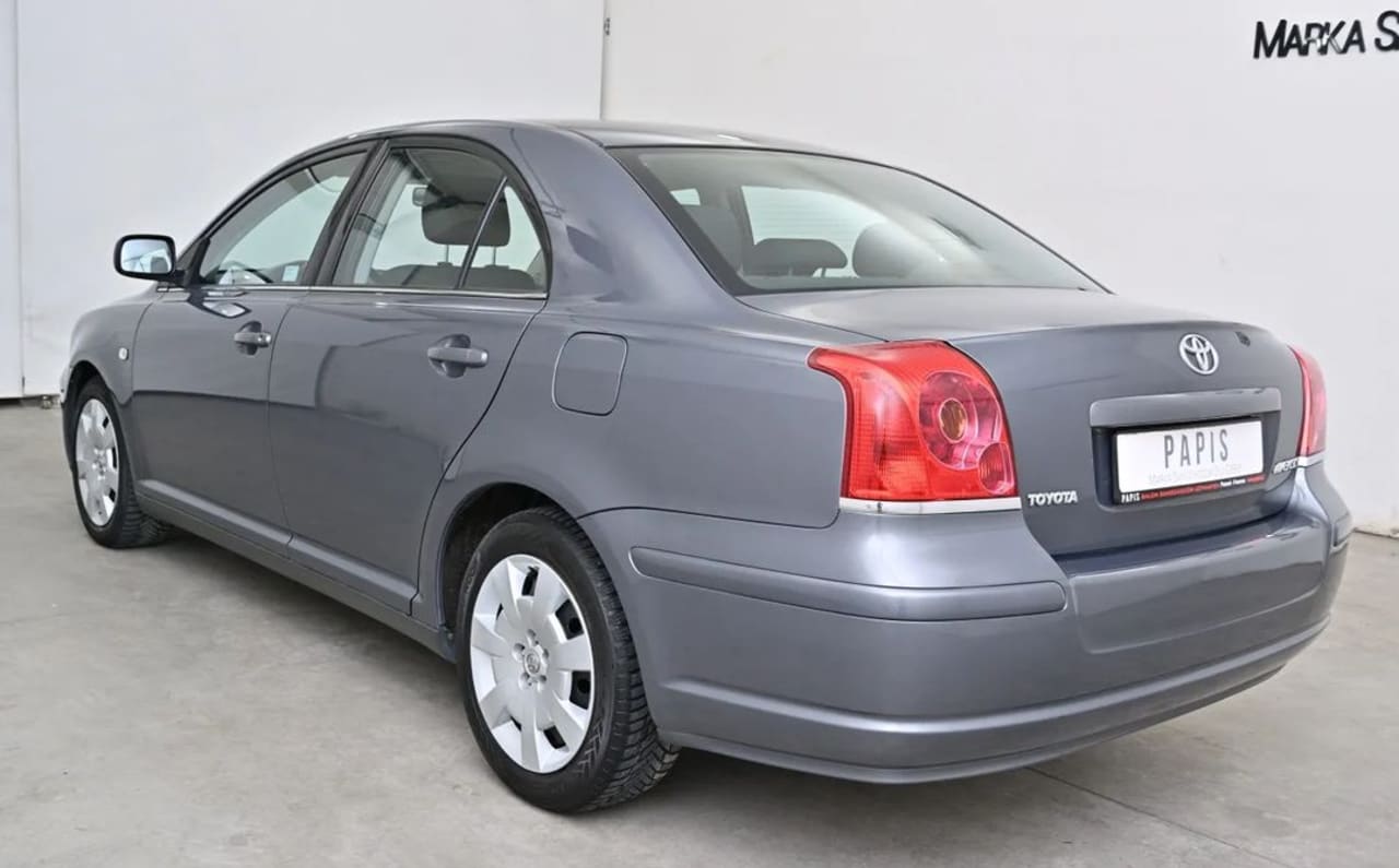 Zdjęcie oferty Toyota Avensis nr. 10