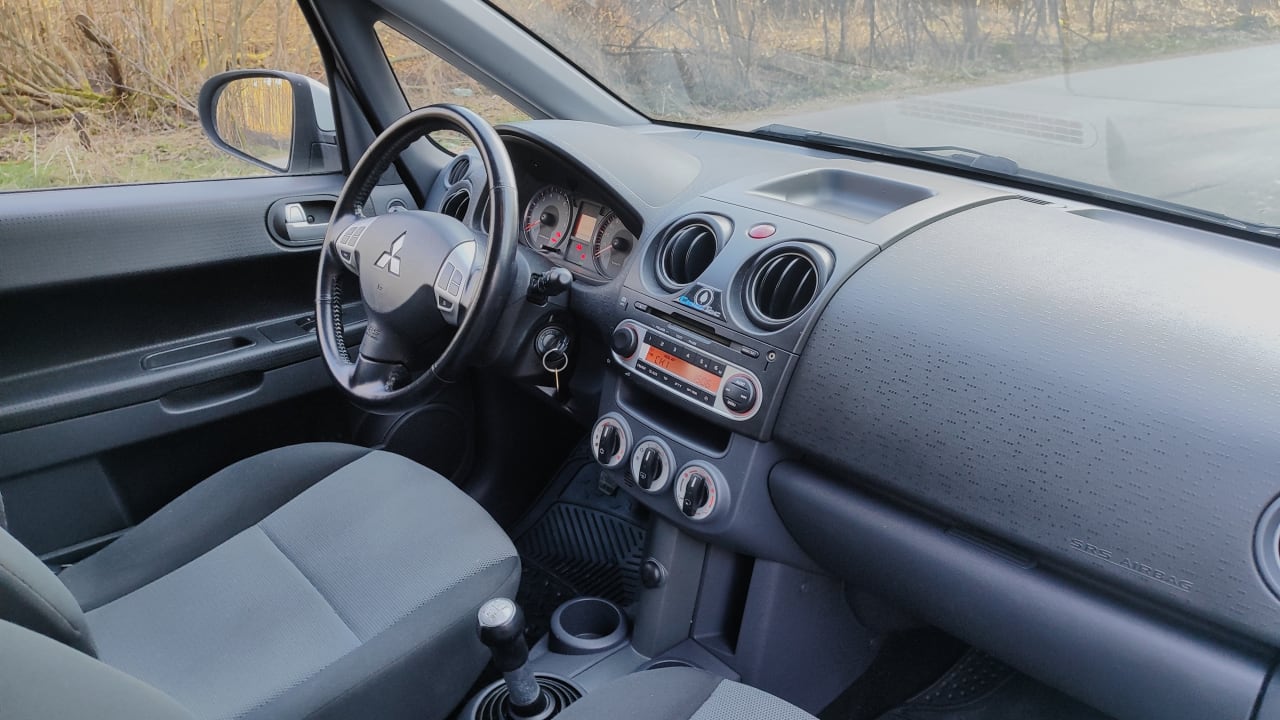 Zdjęcie oferty Mitsubishi Colt nr. 11