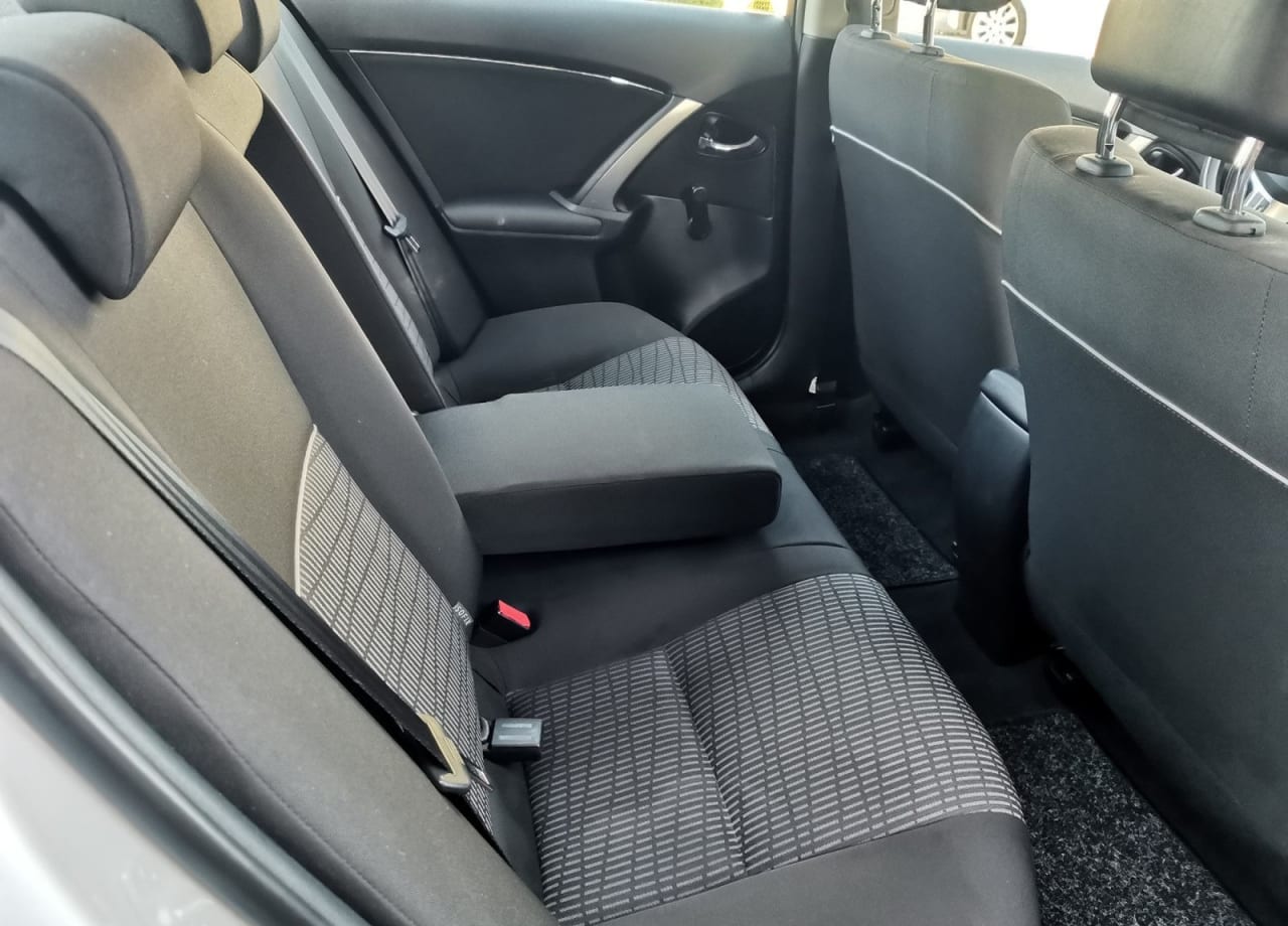 Zdjęcie oferty Toyota Avensis nr. 14
