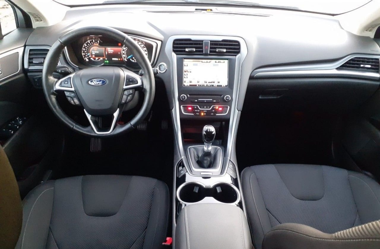 Zdjęcie oferty Ford Mondeo nr. 32