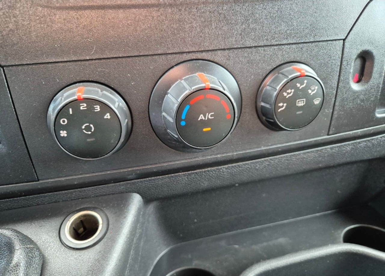 Zdjęcie oferty Opel Movano L2H2 *59900zł NETTO* Brygadówka 7 osób 2,3 CDTi/131KM nr. 18