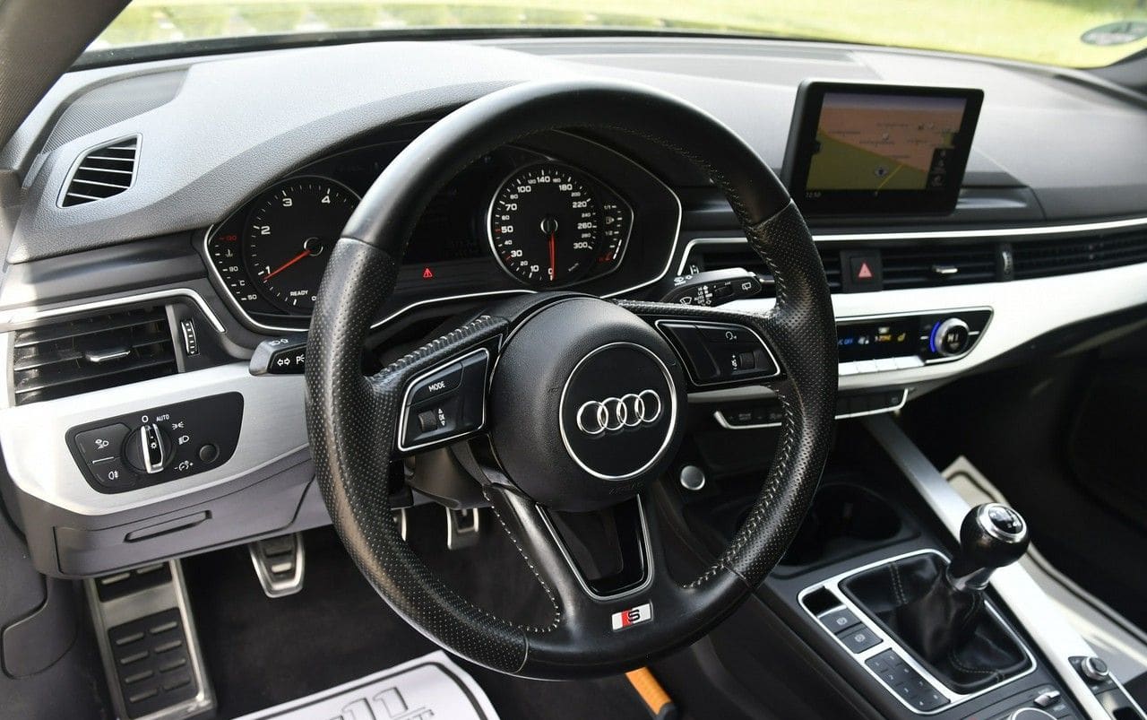 Zdjęcie oferty Audi A4 nr. 15