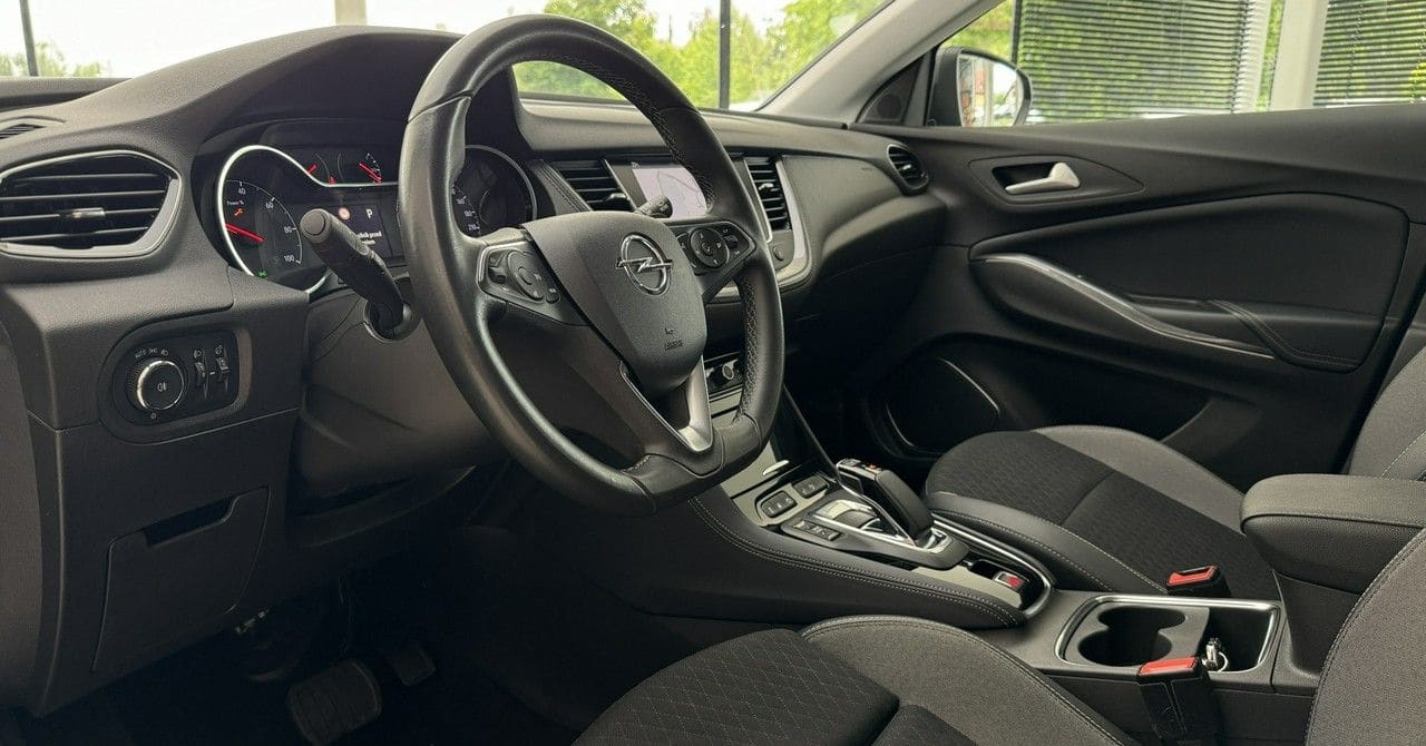 Zdjęcie oferty Opel Grandland X nr. 8