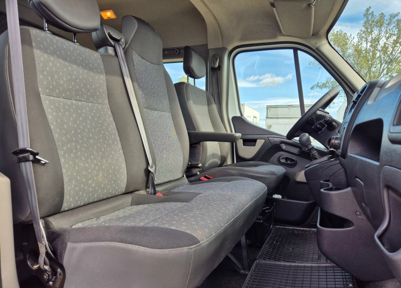 Zdjęcie oferty Opel Movano L2H2 *59900zł NETTO* Brygadówka 7 osób 2,3 CDTi/131KM nr. 22