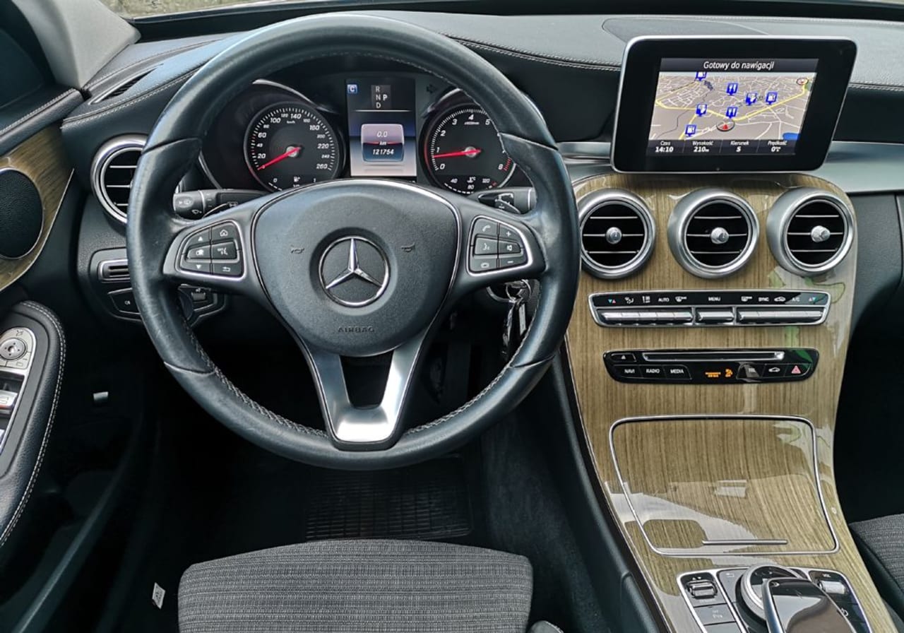 Zdjęcie oferty Mercedes-Benz Klasa C nr. 16