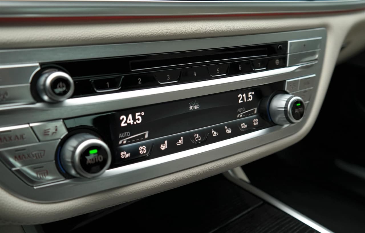Zdjęcie oferty BMW Seria 7 nr. 23