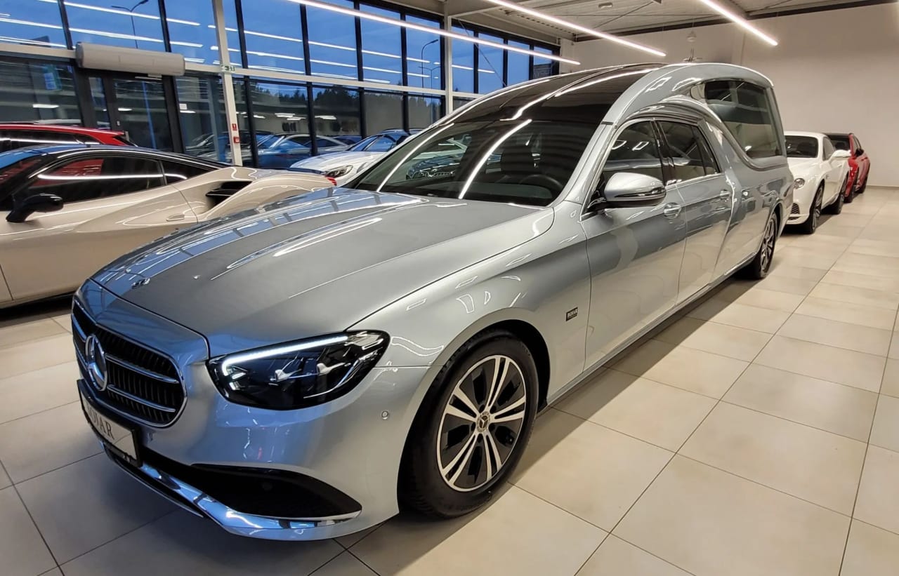 Zdjęcie oferty Mercedes-Benz Klasa E nr. 3