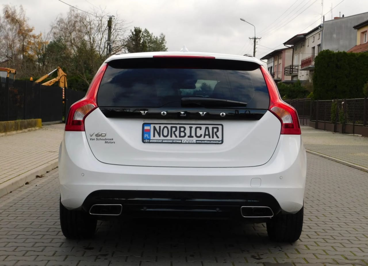 Zdjęcie oferty Volvo V60 nr. 25