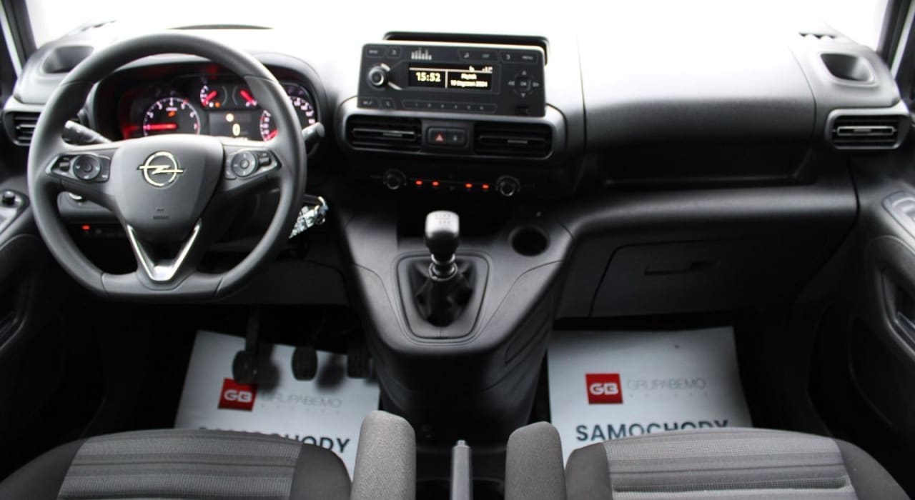 Zdjęcie oferty Opel Combo nr. 18