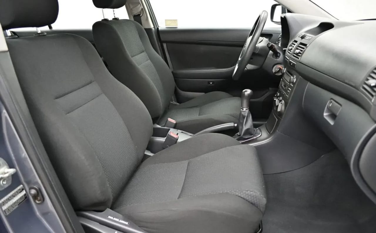 Zdjęcie oferty Toyota Avensis nr. 4