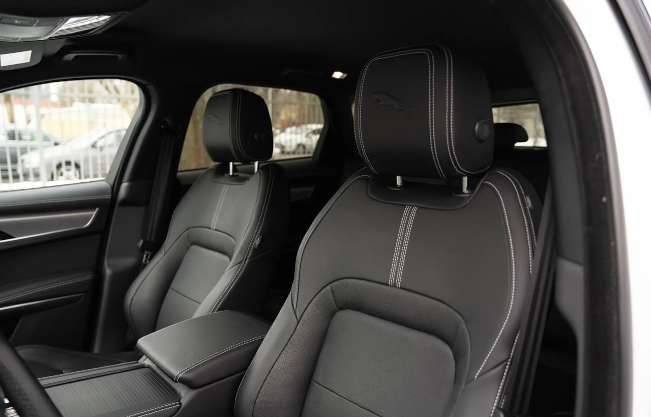 Zdjęcie oferty Jaguar F-Pace nr. 14