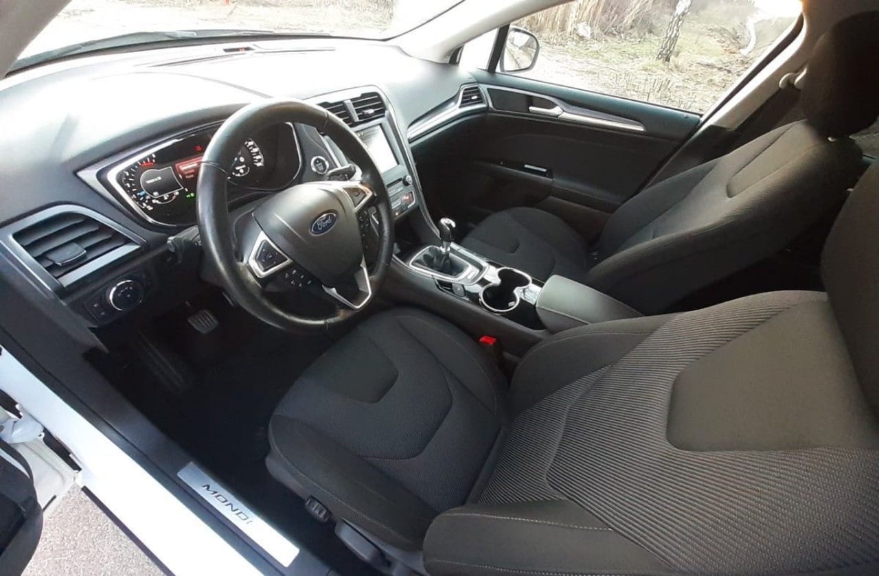 Zdjęcie oferty Ford Mondeo nr. 22
