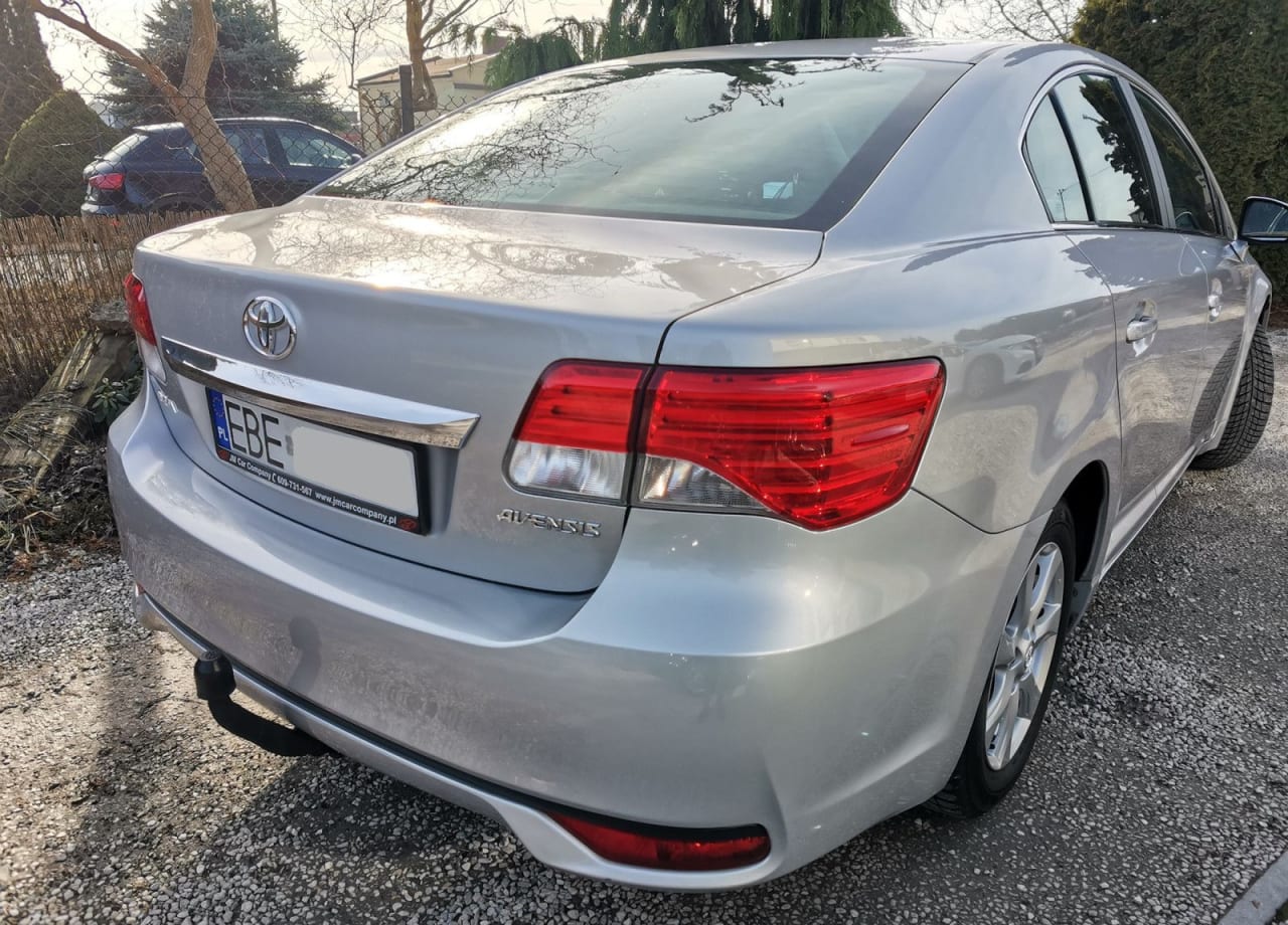 Zdjęcie oferty Toyota Avensis nr. 11