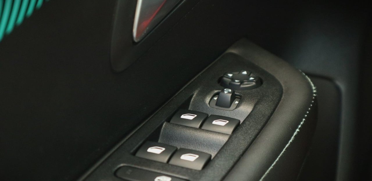 Zdjęcie oferty Peugeot 208 nr. 32