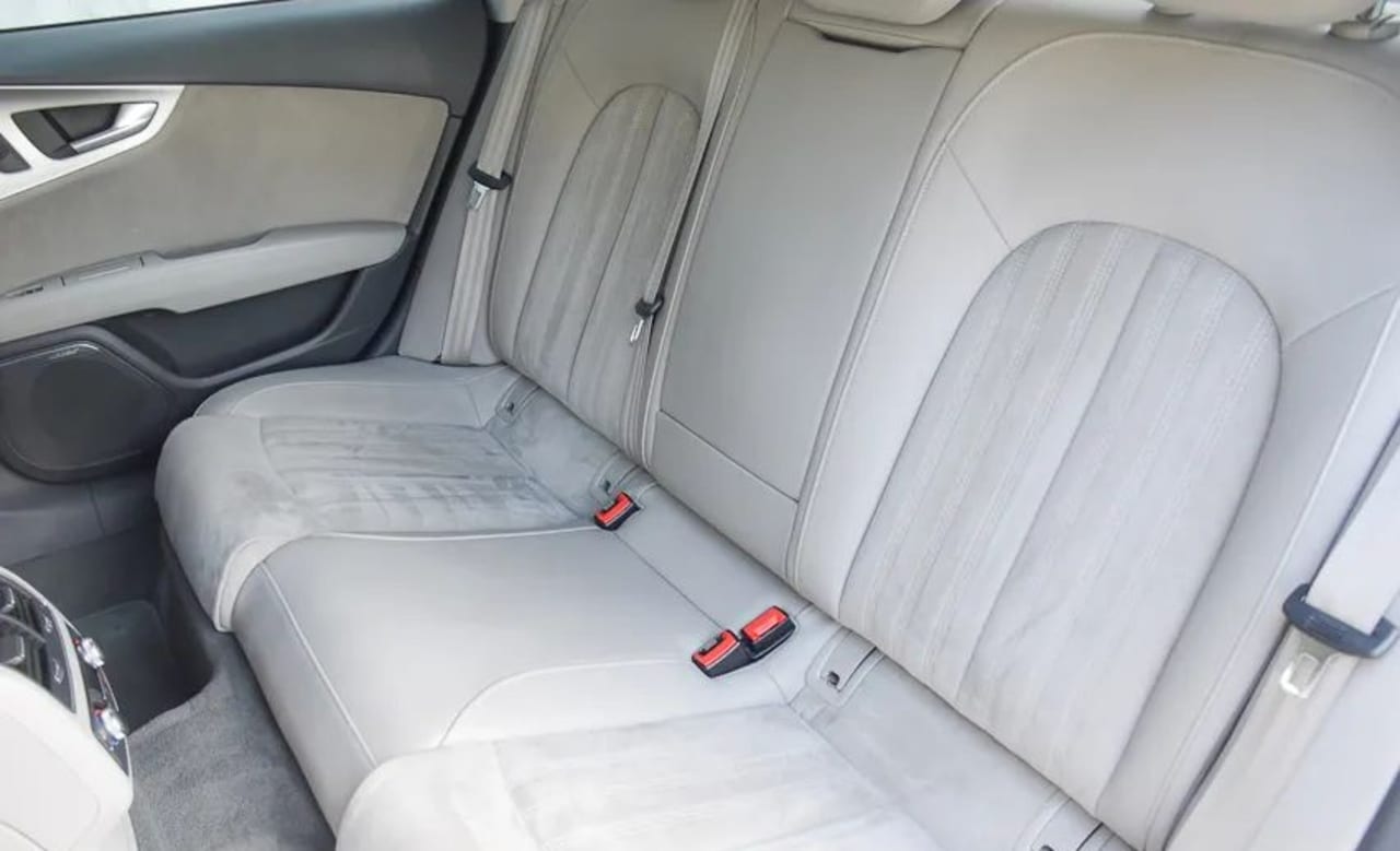 Zdjęcie oferty Audi A7 nr. 38