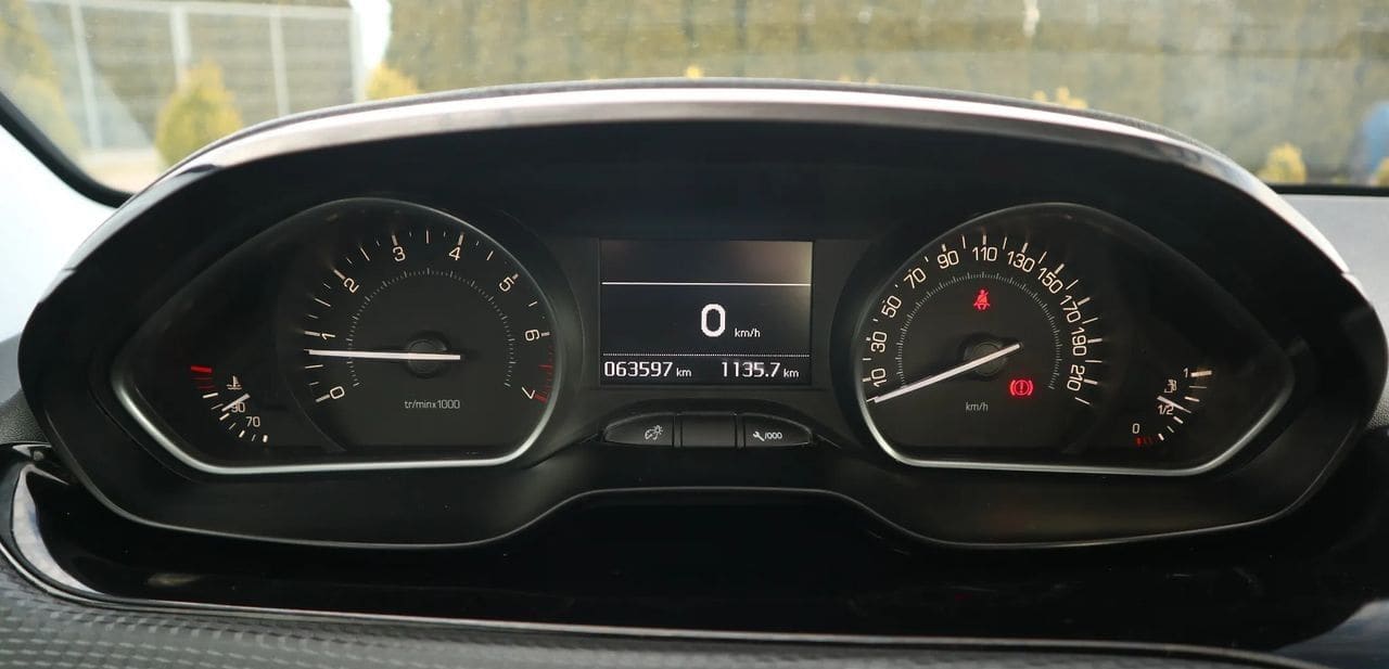 Zdjęcie oferty Peugeot 208 nr. 21