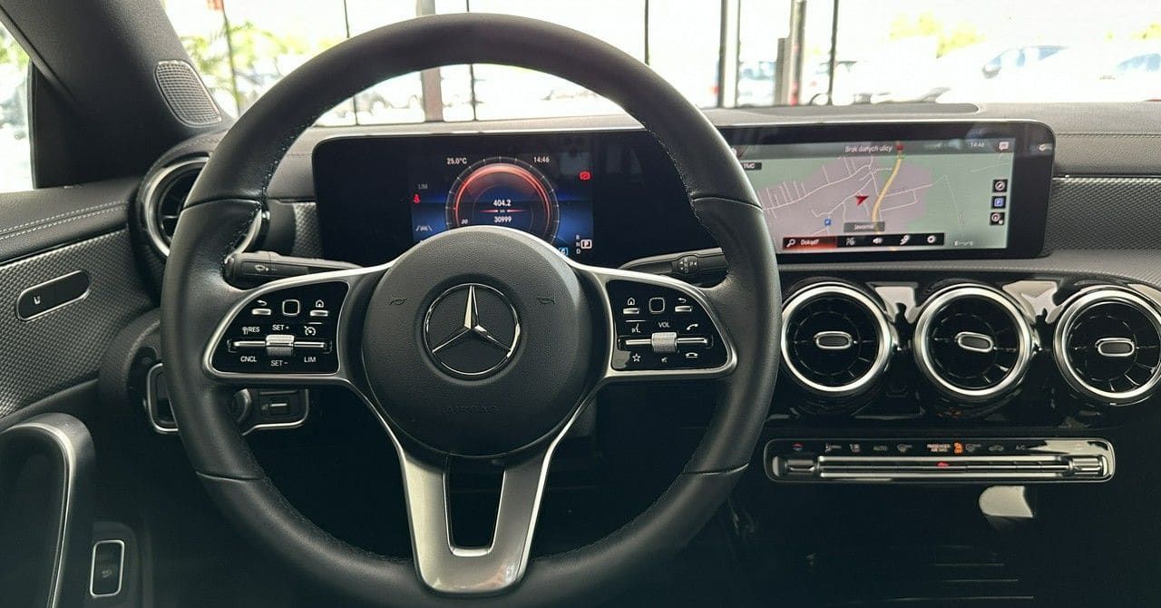 Zdjęcie oferty Mercedes-Benz CLA nr. 12