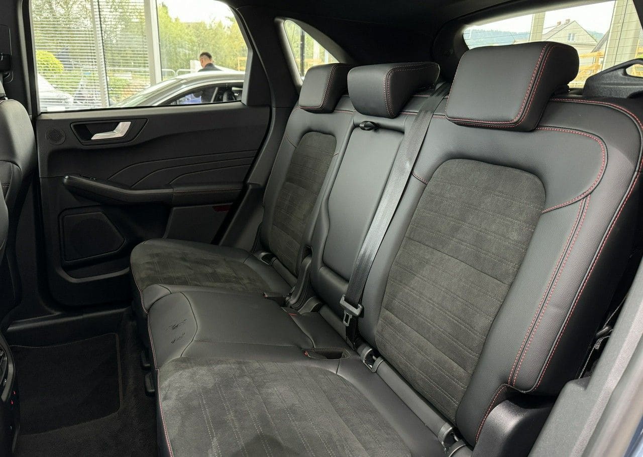 Zdjęcie oferty Ford Kuga nr. 16