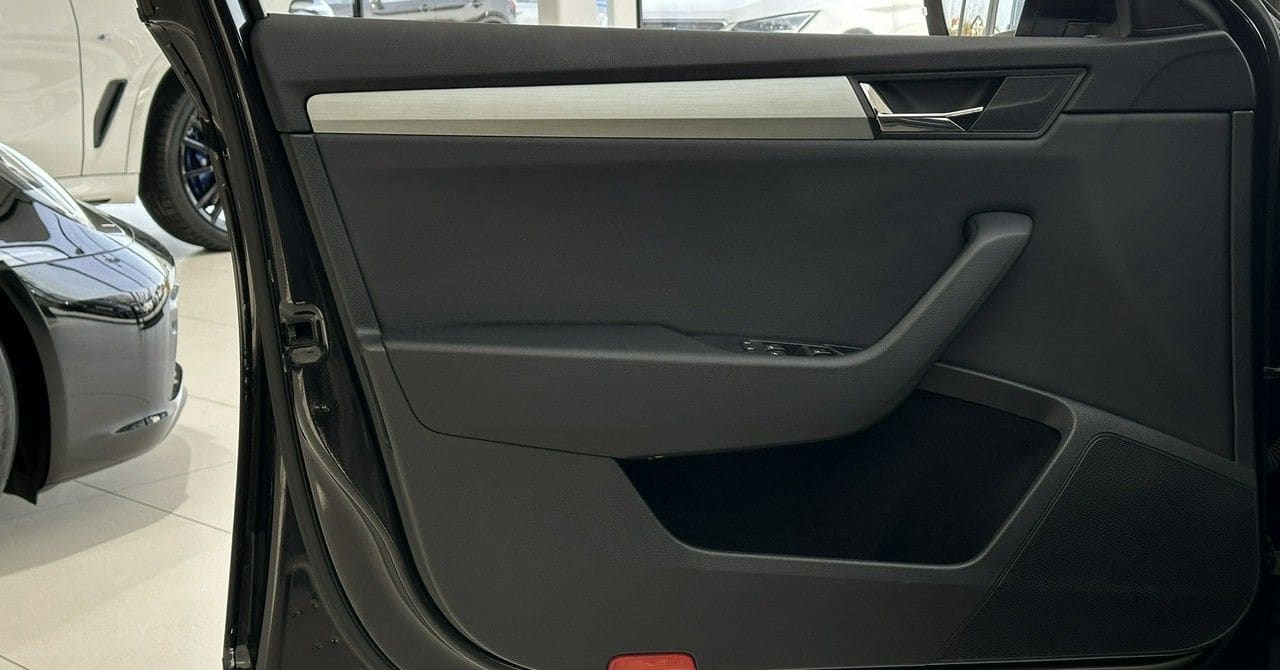 Zdjęcie oferty Skoda Superb nr. 11