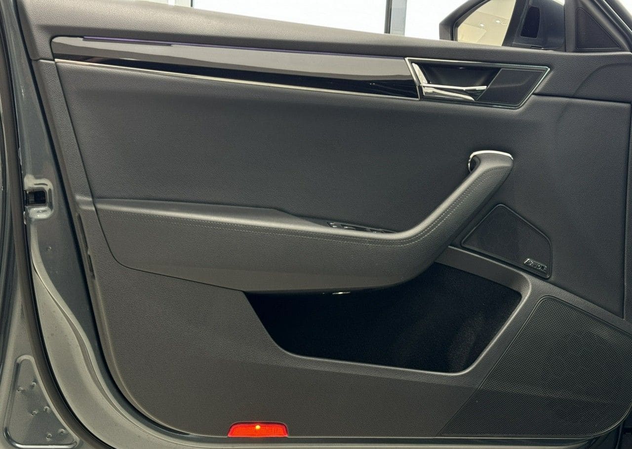 Zdjęcie oferty Skoda Superb nr. 14