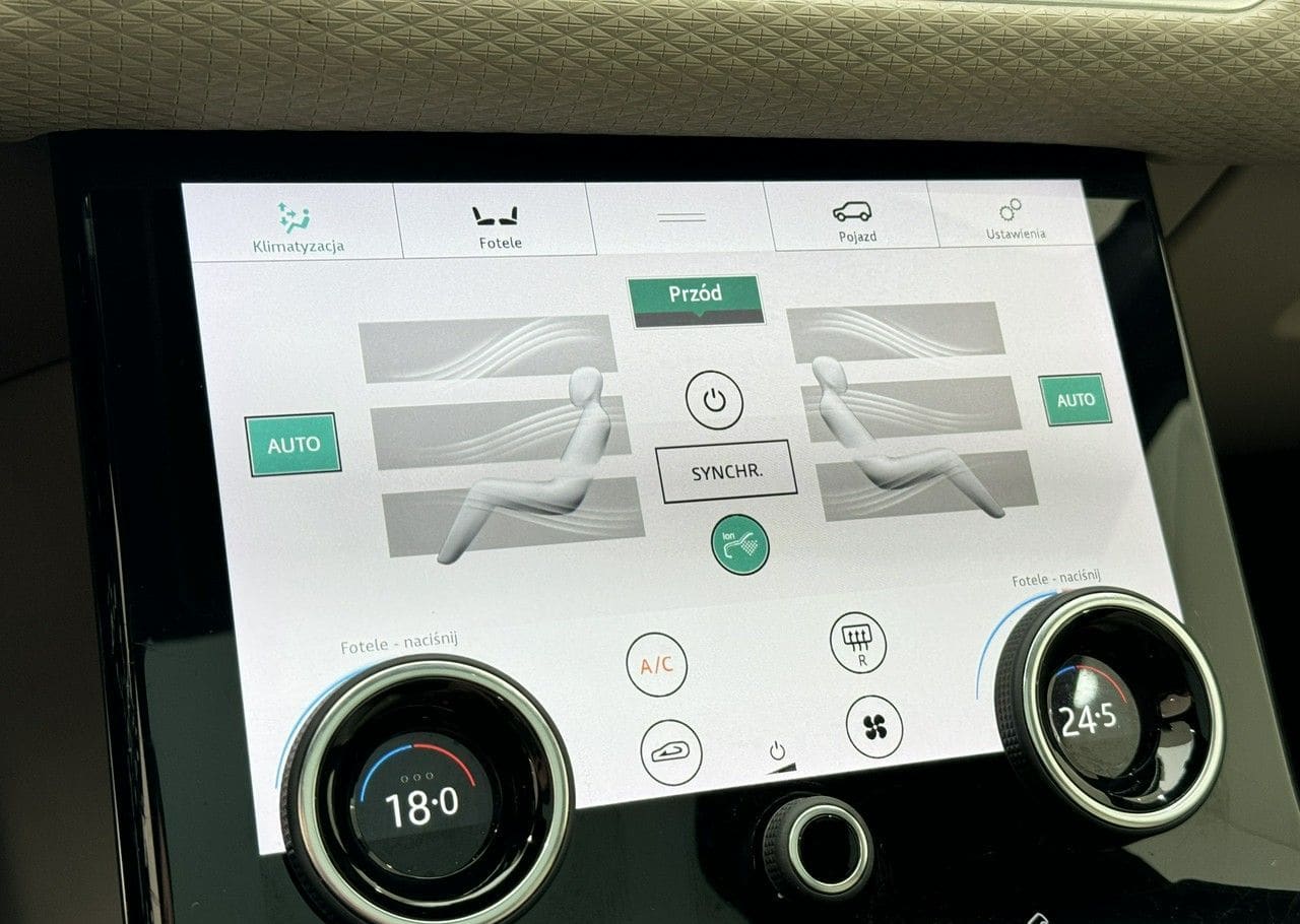 Zdjęcie oferty Land Rover Range Rover Velar nr. 29